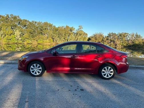 2023 Toyota Corolla Hybrid LE