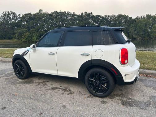 2015 MINI Countryman Cooper S