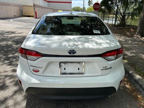 2024 Toyota Corolla Hybrid LE