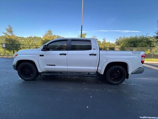 2016 Toyota Tundra SR5