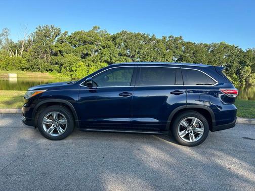 Nautical Blue Metallic 2014 Toyota Highlander Limited Platinum