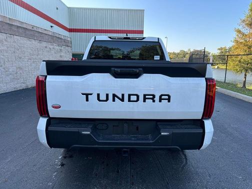 2025 Toyota Tundra SR5