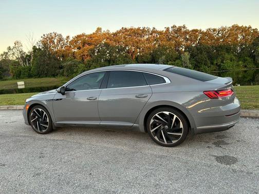 2023 Volkswagen Arteon 2.0T SEL Premium R-Line 4MOTION