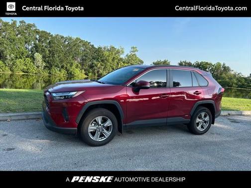 2024 Toyota RAV4 Hybrid XLE