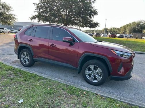 2024 Toyota RAV4 Hybrid XLE