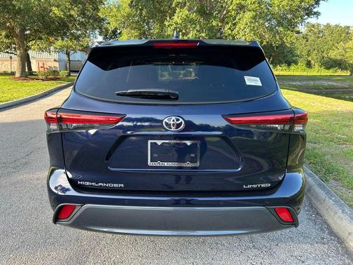 Blueprint 2023 Toyota Highlander Limited
