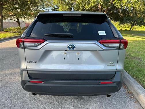 2021 Toyota RAV4 Hybrid LE