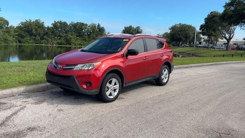 Barcelona Red Metallic 2015 Toyota RAV4 LE