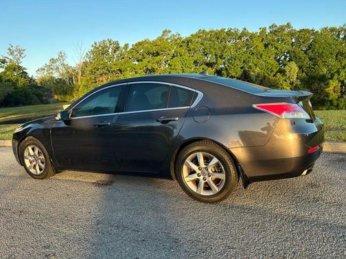 Graphite Luster Metallic 2014 Acura TL Technology