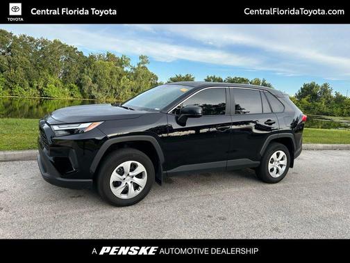 2024 Toyota RAV4 LE
