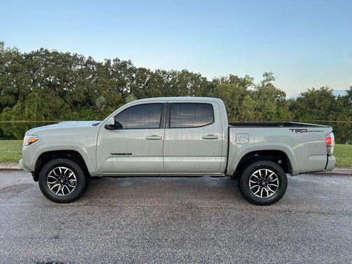 2023 Toyota Tacoma TRD Sport