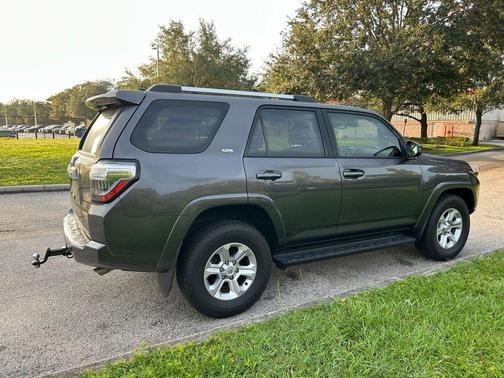 2023 Toyota 4Runner SR5