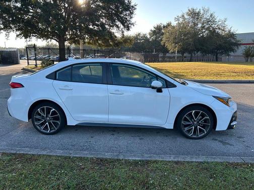 2022 Toyota Corolla SE