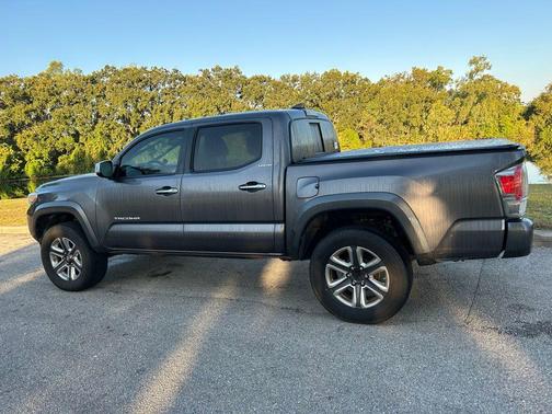 2017 Toyota Tacoma Limited