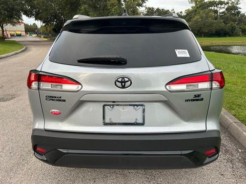 2024 Toyota Corolla Hybrid SE
