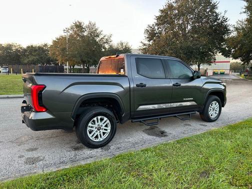 2025 Toyota Tundra SR5