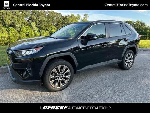 2020 Toyota RAV4 XLE Premium