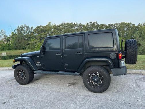 2014 Jeep Wrangler Unlimited Sahara