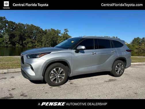 2022 Toyota Highlander XLE