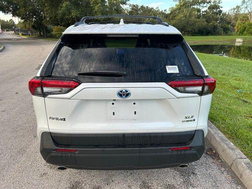 2024 Toyota RAV4 Hybrid XLE Premium