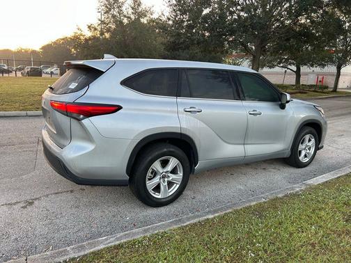 2021 Toyota Highlander L