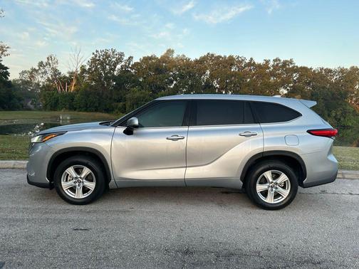 2021 Toyota Highlander L
