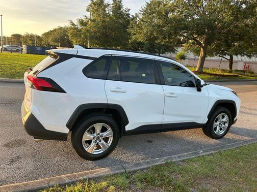 Super White 2021 Toyota RAV4 XLE