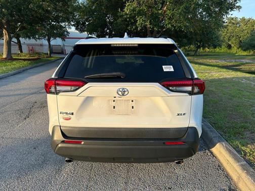 Super White 2021 Toyota RAV4 XLE