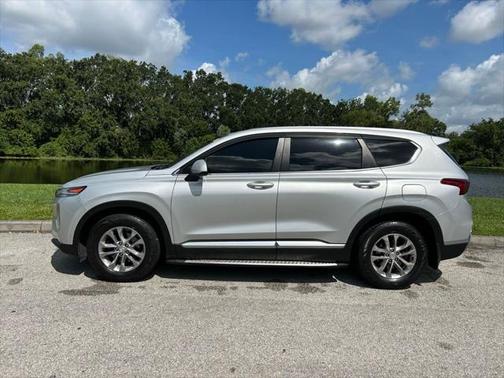 2019 Hyundai SANTA FE SE 2.4