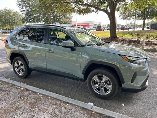 2022 Toyota RAV4 XLE