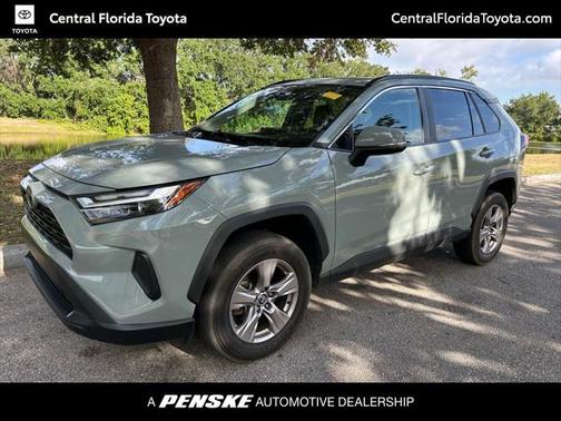 2022 Toyota RAV4 XLE