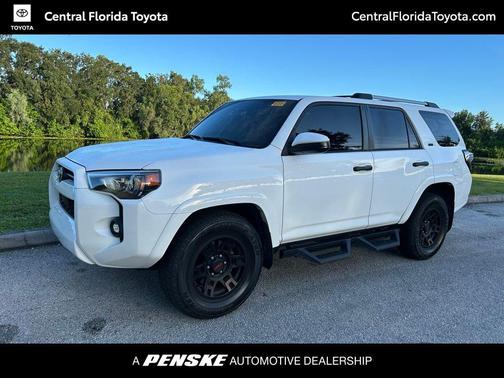 2022 Toyota 4Runner SR5