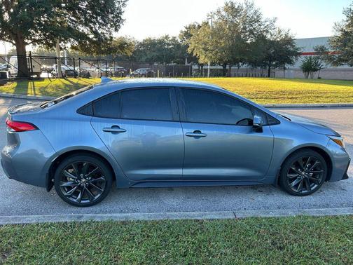 2025 Toyota Corolla SE