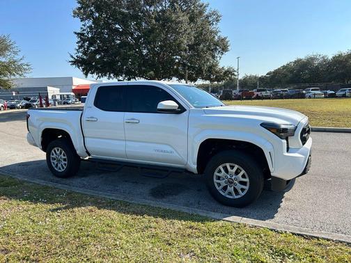 2024 Toyota Tacoma SR5