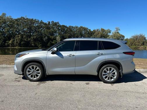 2020 Toyota Highlander Limited