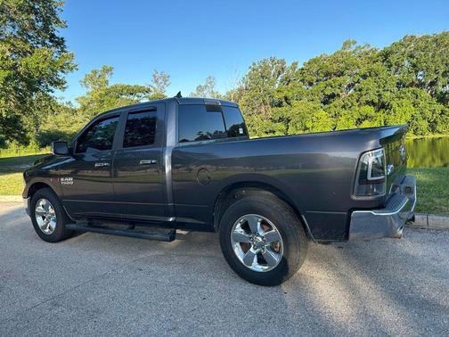 Granite Crystal Metallic Clearcoat 2015 RAM 1500 Big Horn