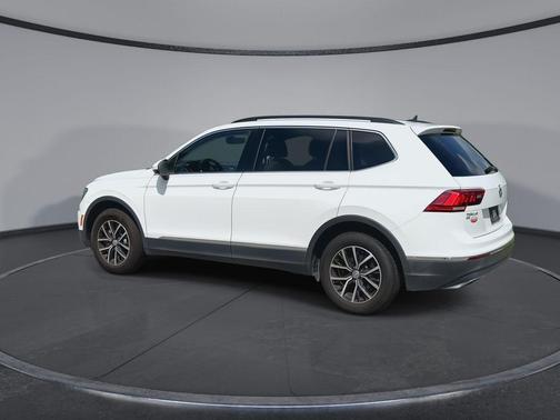 Pure White 2021 Volkswagen Tiguan 2.0T SE