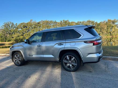 2024 Toyota Sequoia Capstone