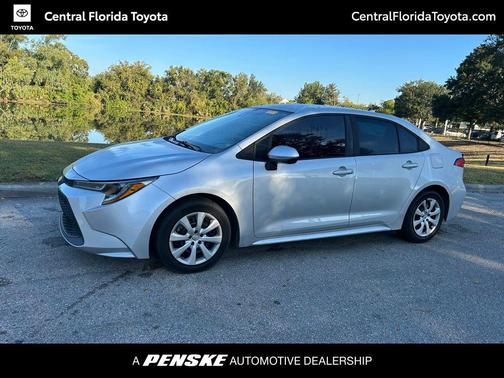 2022 Toyota Corolla LE