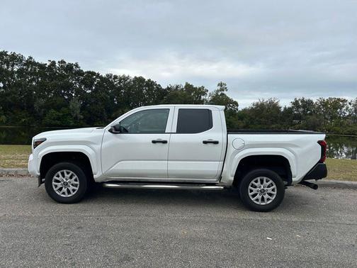 2024 Toyota Tacoma SR