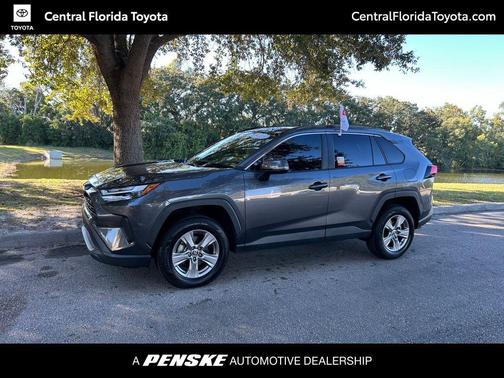 2023 Toyota RAV4 XLE