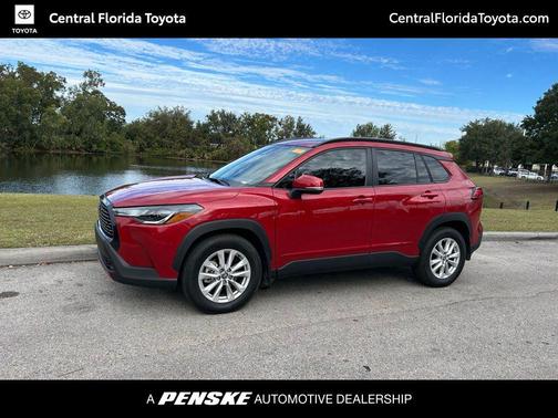 2023 Toyota Corolla Cross LE