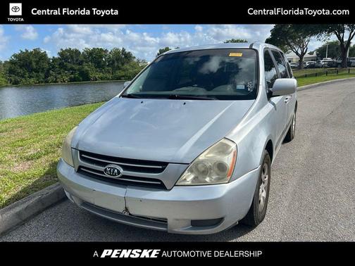 Silver 2006 Kia Sedona LX