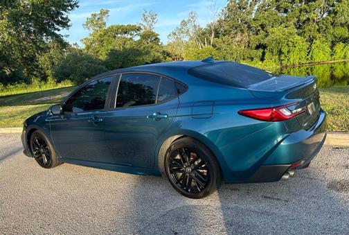 Ocean Gem 2025 Toyota Camry SE