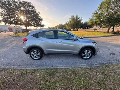 2021 Honda HR-V LX
