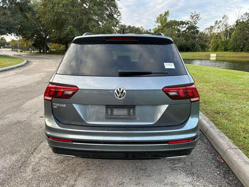 2021 Volkswagen Tiguan 2.0T SE R-Line Black