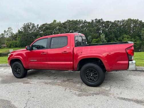 2020 Toyota Tacoma SR5