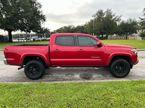 2020 Toyota Tacoma SR5