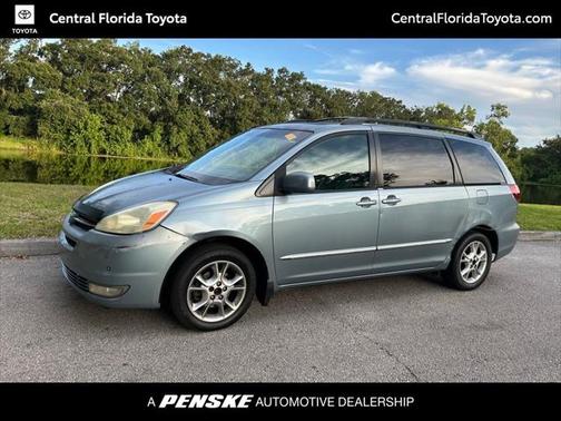 2005 Toyota Sienna XLE