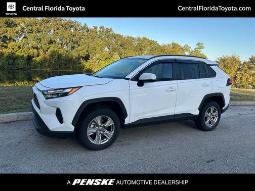 2023 Toyota RAV4 XLE